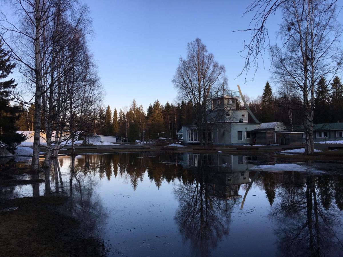 Hotel Yöpuu Kemi Buitenkant foto